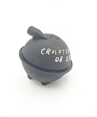 Vacuum air tank