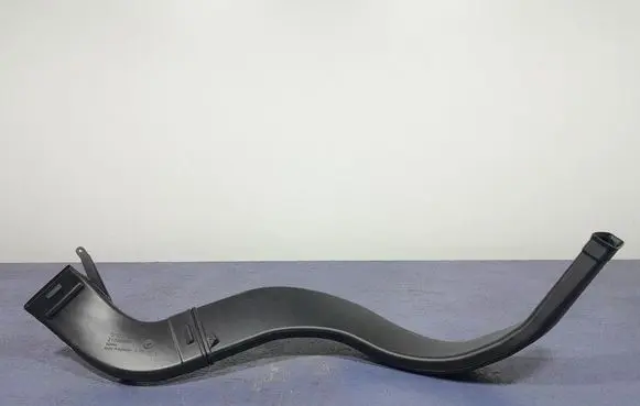 Volvo XC90 Intercooler air guide/duct channel 31369384