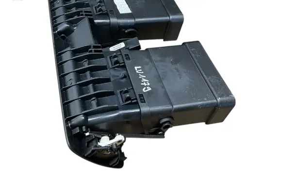 Volvo C30 Dash center air vent grill 505068