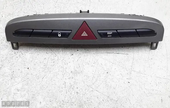 Peugeot 308 Hazard light switch 9659215177