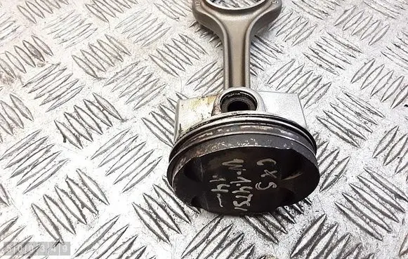 Volkswagen Golf VII Piston with connecting rod 