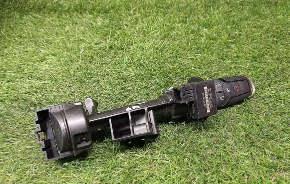 Ford Fusion II Ignition lock DG9C3F642AD DS7T15K601A