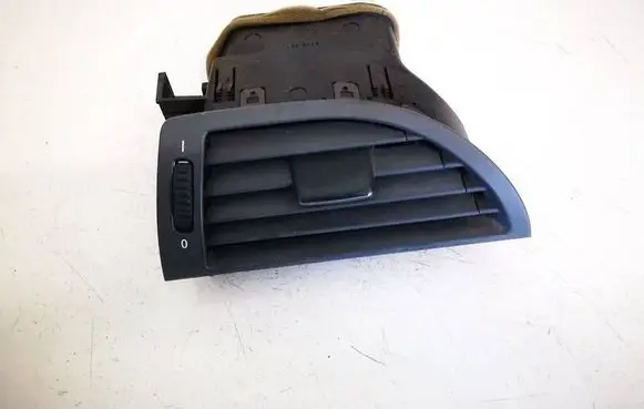 BMW 6 E63 E64 Dash center air vent grill 64227009271