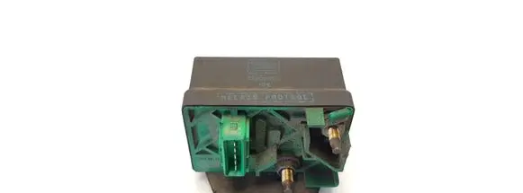 Peugeot 406 Glow plug pre-heat relay 73506802