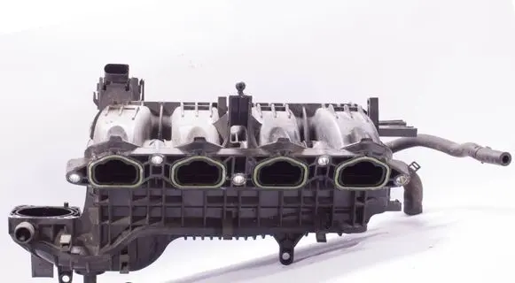 Volkswagen PASSAT B8 Intake manifold 04E145749B