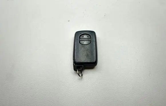 Toyota Prius (XW30) Ignition key/card
