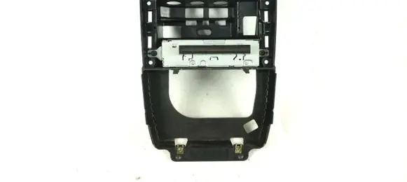 Volvo XC90 Radio/CD/DVD/GPS head unit 30679465
