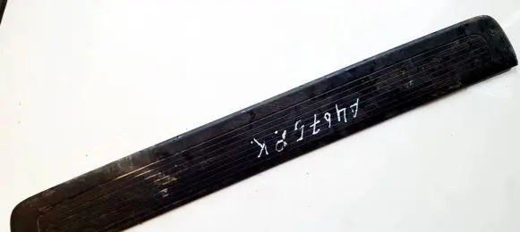 Honda FR-V Front sill trim cover 84252SJD0030 84252-SJD-0030