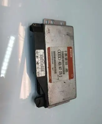 Audi A4 S4 B5 8D Engine control unit/module 4D0907379D 0265108005
