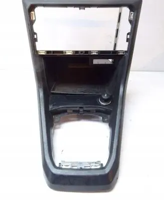 Volkswagen T-Cross Glove box