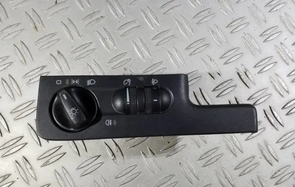 Volkswagen PASSAT B4 Light switch 3A1941531E 04051304 26240