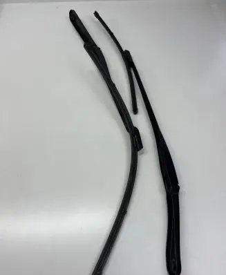 BMW 5 G30 G31 Front wiper blade arm 15272310
