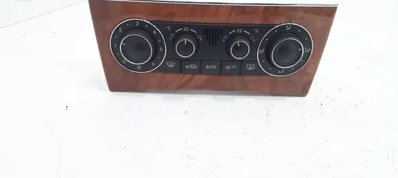 Mercedes-Benz C W203 Climate control unit A2038303085