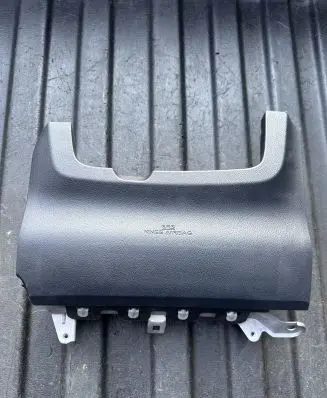 Lexus CT 200H Knee airbag GA51301390 E9HA10120196