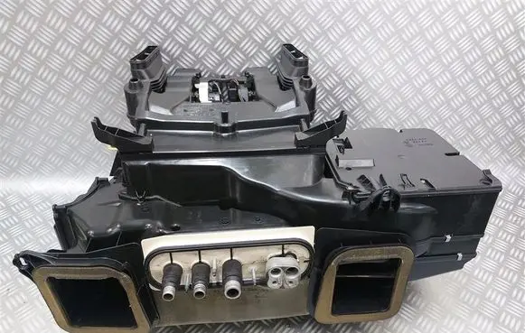 BMW 7 E65 E66 Interior heater climate box assembly 8379945