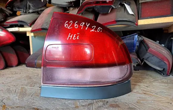 Mazda 626 Rear/tail lights 0431392R 0431392