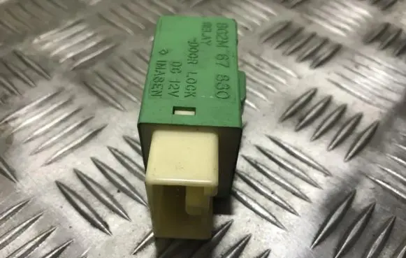 Mazda 323 F Other relay bg2m67830