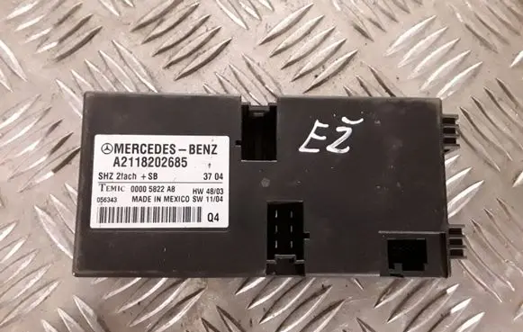 Mercedes-Benz E W211 Seat control module A2118202685