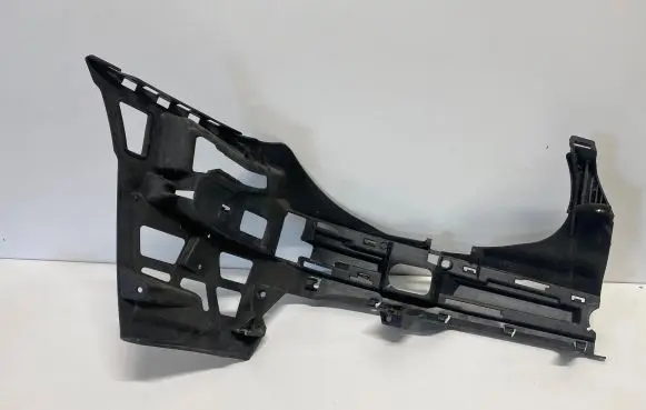 Mercedes-Benz E W211 Front bumper mounting bracket A2118800552