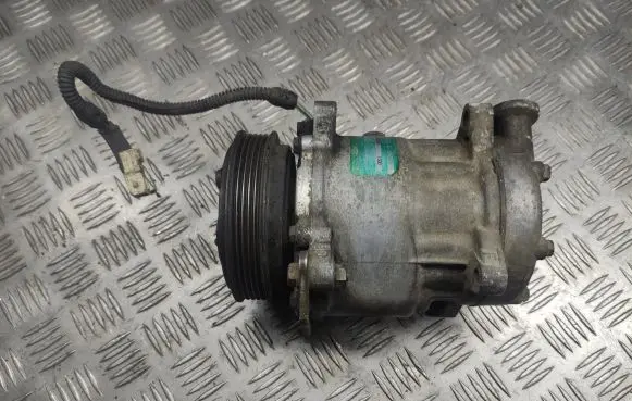 Volkswagen Sharan Air conditioning (A/C) compressor (pump) 1086009224