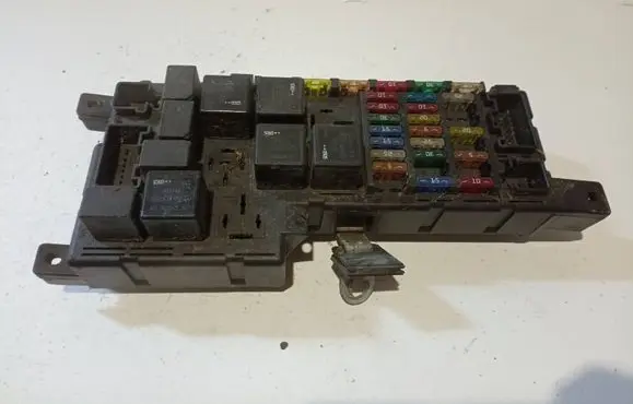 Volvo S80 Fuse box set 8678449 518828009 030224114147