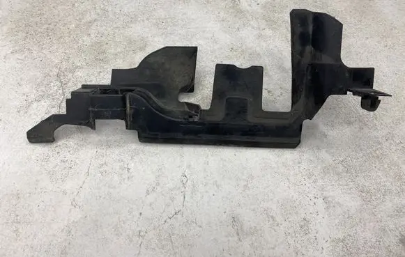 Volkswagen Golf V Intercooler air guide/duct channel 1K0121284E