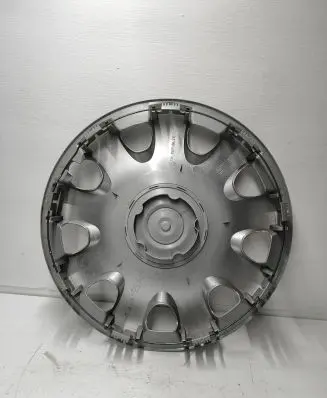 Skoda Octavia Mk1 (1U) R15 wheel hub/cap/trim 1Z0601147A