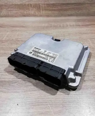 Opel Astra J Engine control unit/module 90569348 0281001634