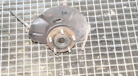 Hyundai ix35 Front wheel hub