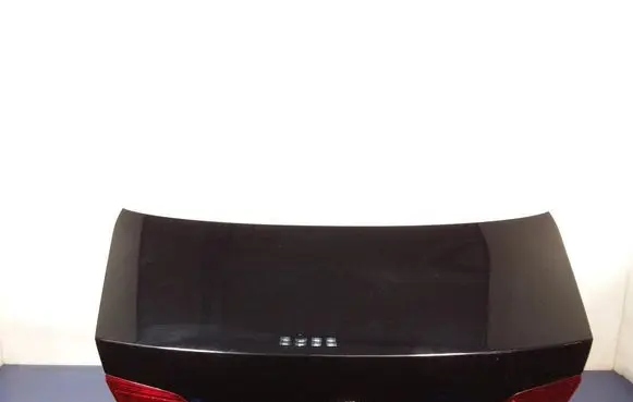 Volkswagen PASSAT B7 Tailgate/trunk/boot lid 