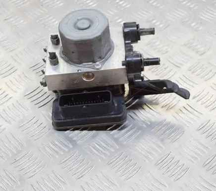 Mercedes-Benz E W212 ABS Pump A2124311448