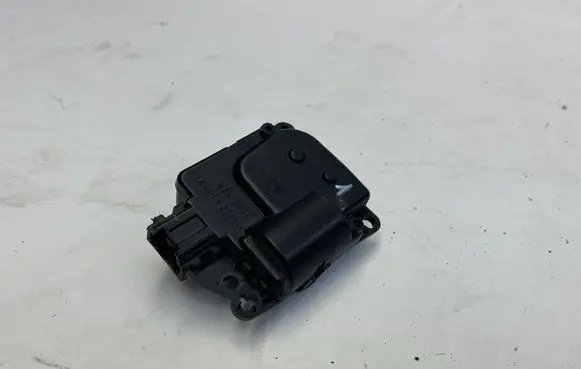 Lancia Thema A/C air flow flap actuator/motor 