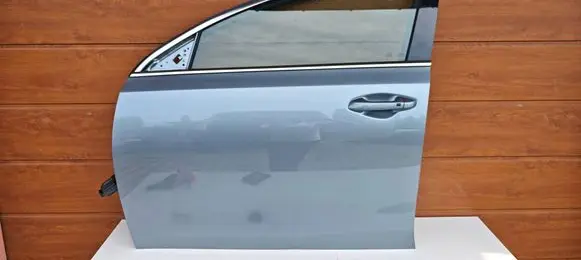 KIA Pro Cee'd III Front door