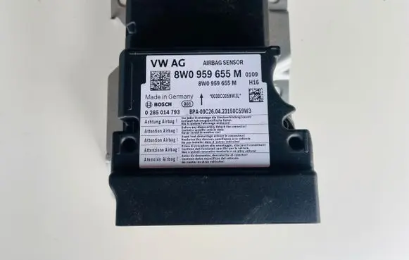 Audi S5 F5 Airbag control unit/module 8W0959655M 0285014793