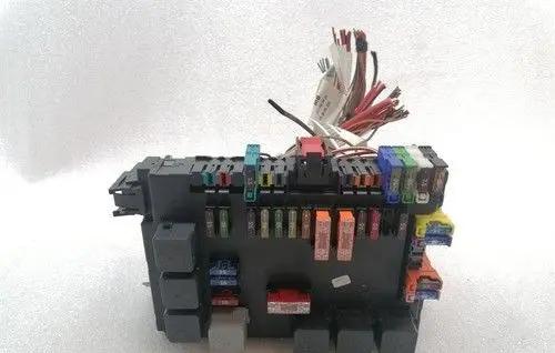 Mercedes-Benz S W221 Fuse box set A2219003001