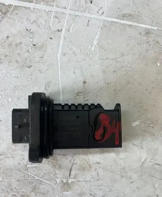 BMW 3 F30 F35 F31 Mass air flow meter 0281006092 8506408