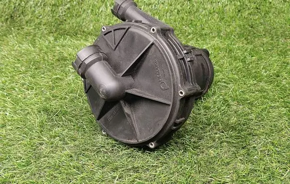 Audi A6 S6 C5 4B Secondary air pump 078906601D