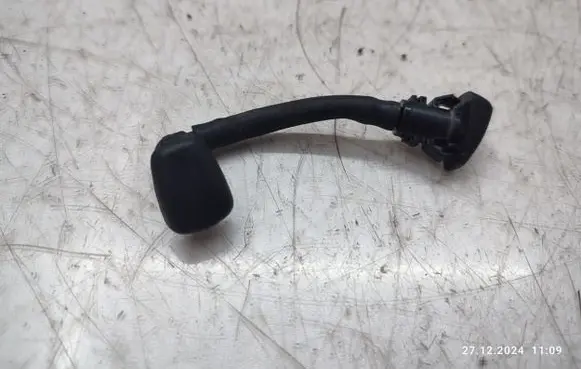 KIA Sportage Windshield washer spray nozzle 