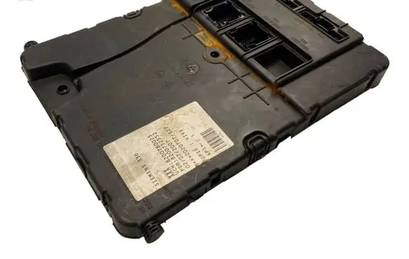 Renault Megane II Comfort/convenience module 8200780025