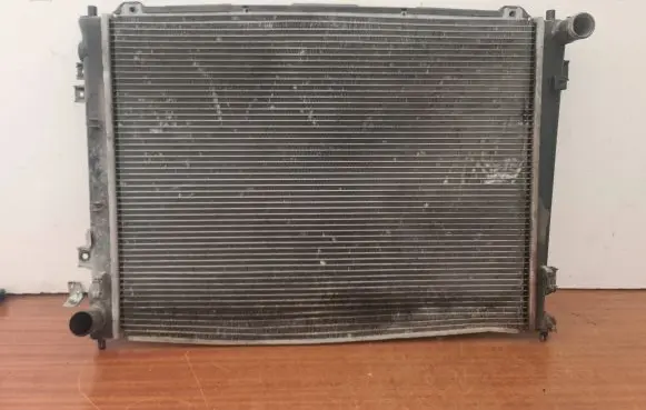 KIA Carens II Coolant radiator