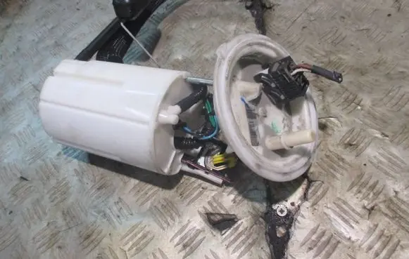 BMW 5 E60 E61 In-tank fuel pump 0580314028 6765778 483221