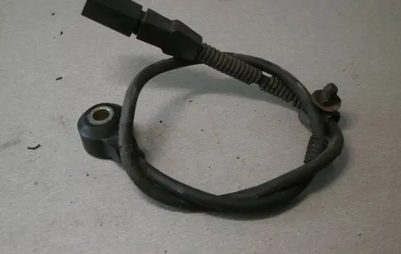 Volkswagen PASSAT B5.5 Detonation knock sensor 07d905377L 3009946