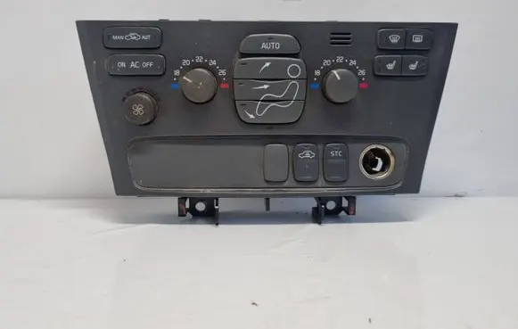 Volvo V70 Climate control unit 8691950 2PR00063