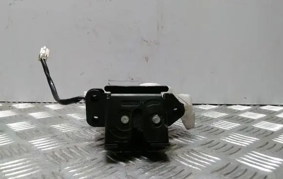 Tailgate/trunk/boot lock/catch/latch