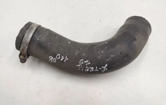 Coolant pipe/hose
