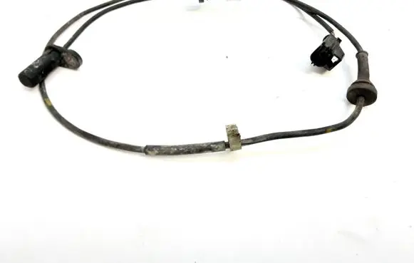 Volvo XC70 ABS brake wheel speed sensor 9467580