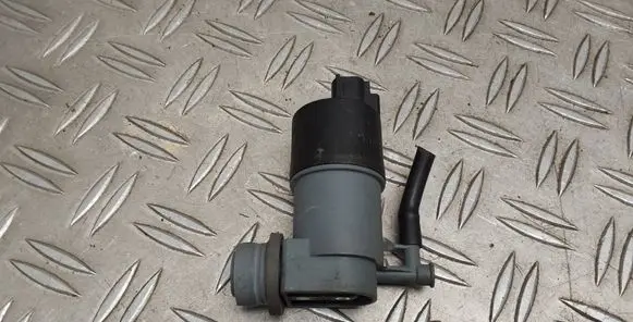 Toyota Yaris Windscreen/windshield washer pump 853300D120