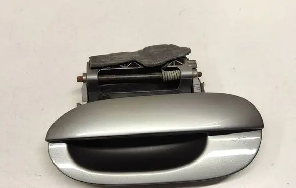 BMW 5 E39 Rear door exterior handle 8245465 51218245465
