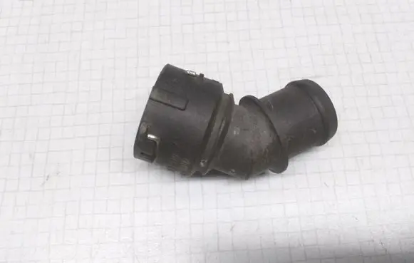 Volkswagen Golf IV Engine coolant pipe/hose 1J0121619