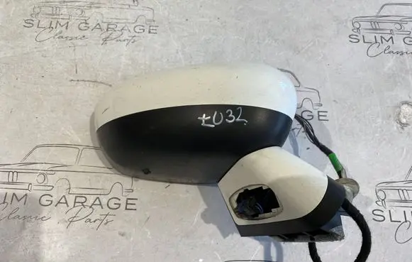 Citroen C4 II Front door electric wing mirror 12703370 K14F11479 VC090205